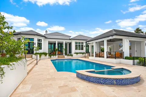 Exterior - 386 Eagle Dr, Jupiter, FL 33477 photo 9 of 12