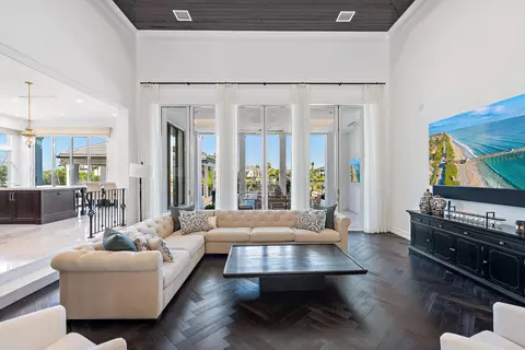 Living - 386 Eagle Dr, Jupiter, FL 33477 photo 1 of 3