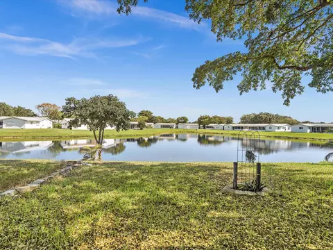 8949 NW 9th Pl, Plantation, FL 33324
