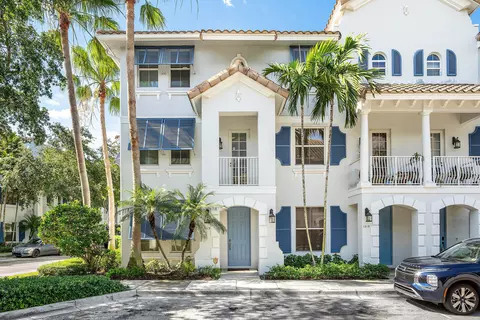 1213 Via Fatini, Boynton Beach, FL 33426