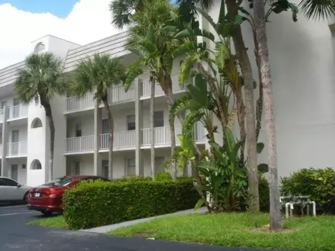 8460 Sunrise Lakes Blvd #202, Sunrise, FL 33322