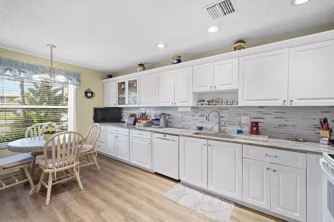 1840 NW 13th St #102, Delray Beach, FL 33445