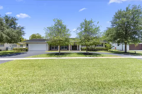 7501 Plantation Rd, Plantation, FL 33317