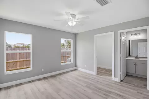 Bedroom - 2805 SE Carroll St, Stuart, FL 34997 photo 1 of 3