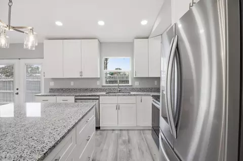 Kitchen - 2805 SE Carroll St, Stuart, FL 34997 photo 3 of 3