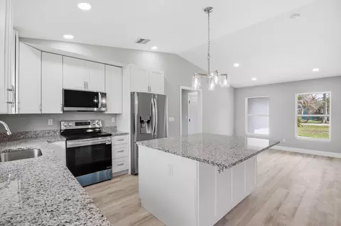 Kitchen - 2805 SE Carroll St, Stuart, FL 34997 photo 1 of 3