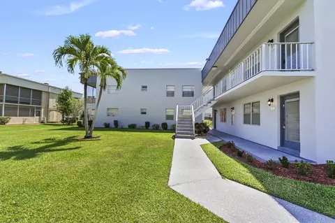 1 Burgundy #A, Delray Beach, FL 33484