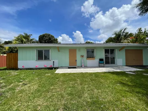 1166 SW 4th St, Boca Raton, FL 33486