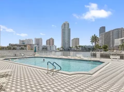 137 Golden Isles Dr, Hallandale Beach, FL 33009