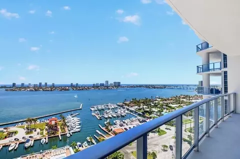 220 Lake Shore Dr #1808, Lake Park, FL 33403