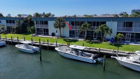 121 Wettaw Ln UNIT 110, North Palm Beach, FL 33408