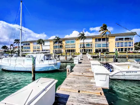 1351 Bayshore Dr #108, Fort Pierce, FL 34949