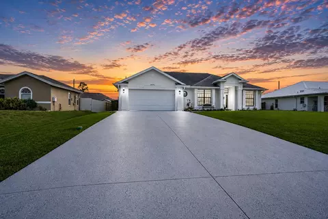 1074 SW Liberty Ave, Port Saint Lucie, FL 34953