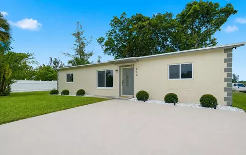 310 NW 4th Ave, Deerfield Beach, FL 33441