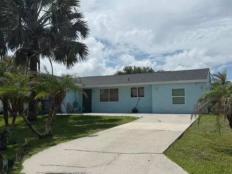 190 NW Abalone Rd NW, Palm Bay, FL 32907