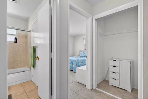 Entry Way - 3121 E Golf Blvd, Pompano Beach, FL 33064 photo 1 of 1