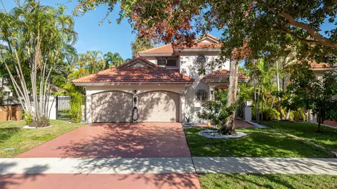 484 NW 38th Ter, Deerfield Beach, FL 33442