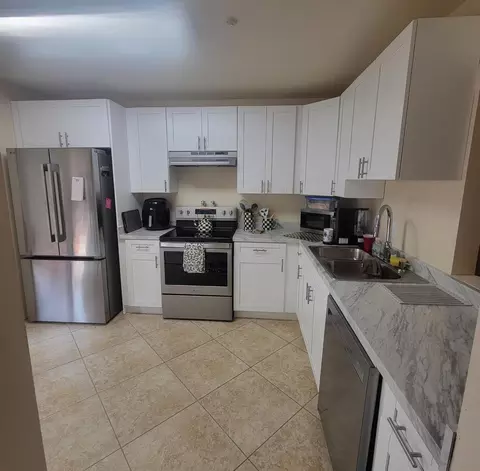 238 Bald Eagle Ct, Royal Palm Beach, FL 33411