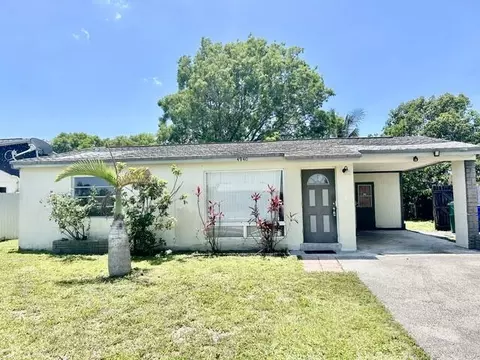 4940 SW 18th St, Fort Lauderdale, FL 33317