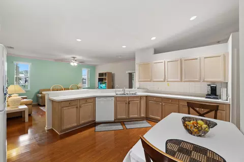 5660 SE Colee Ave, Stuart, FL 34997 photo 9