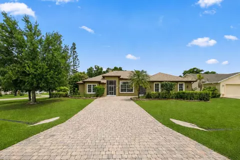 1593 SW Medley Ln, Port Saint Lucie, FL 34953