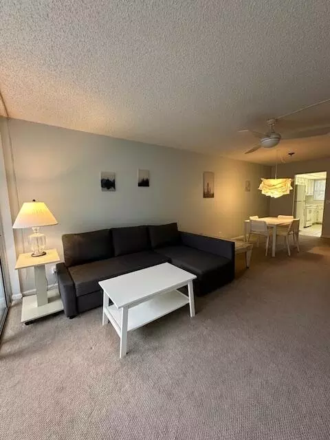 2018 S Federal Hwy #205, Boynton Beach, FL 33435