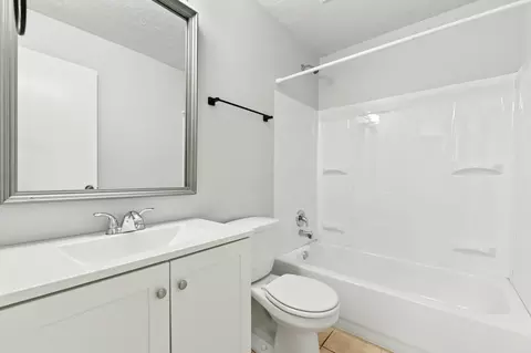 Bath - 4548 SE Salvatori Rd, Stuart, FL 34997 photo 1 of 1