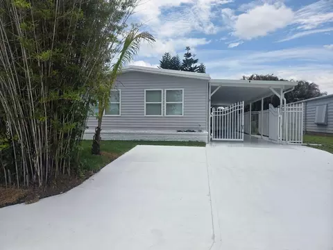 6950 SE Congress St, Hobe Sound, FL 33455