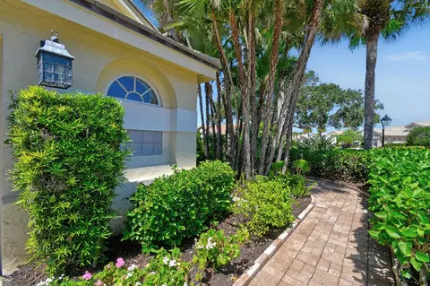 3770 Shearwater Dr, Jupiter, FL 33477 photo 5