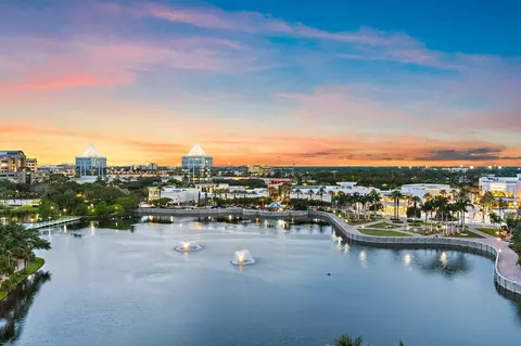 3620 Gardens Pkwy #902B, Palm Beach Gardens, FL 33410