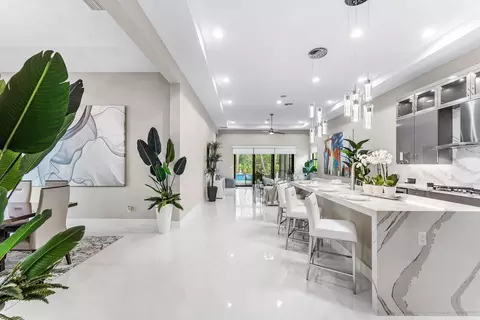 13042 Artisan Cir, Palm Beach Gardens, FL 33418