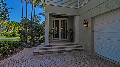 Exterior - 5592 SE Reef Way, Stuart, FL 34997 photo 6 of 10