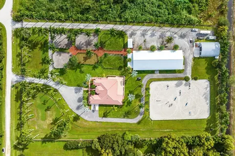 2587 Skipiks Way, Wellington, FL 33470