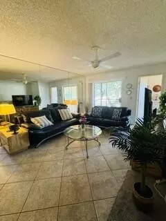 505 Gardens Dr #204, Pompano Beach, FL 33069