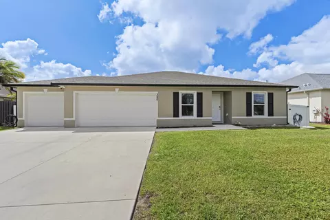 380 SW Donna Ter, Port Saint Lucie, FL 34984