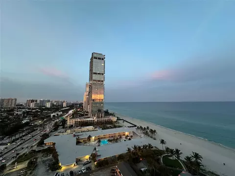 18201 Collins Ave #1901, Sunny Isles Beach, FL 33160