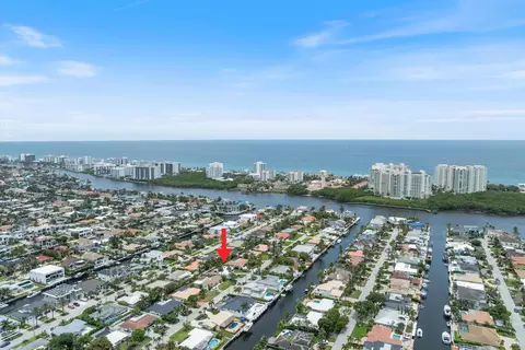 801 Berkeley St, Boca Raton, FL 33487