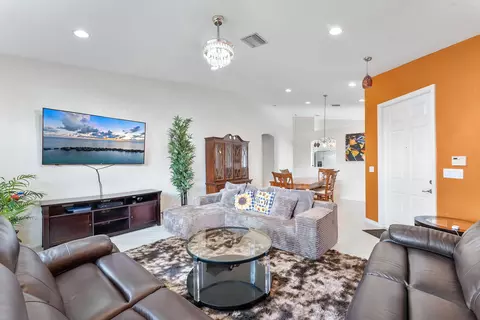 8541 Water Cay, West Palm Beach, FL 33411