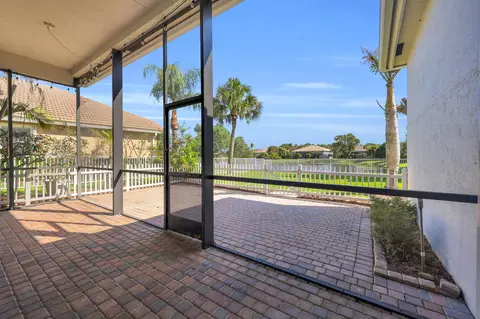 Exterior - 7041 SE Bay Hill Dr, Stuart, FL 34997 photo 3 of 12