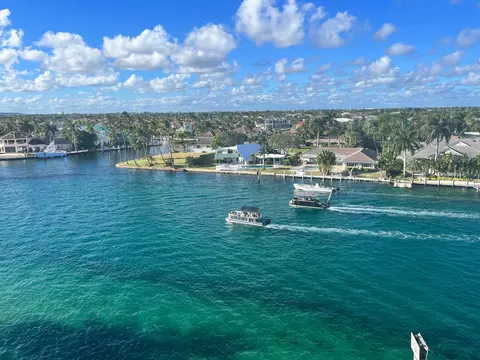 2611 N Riverside Dr #703, Pompano Beach, FL 33062