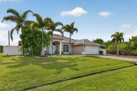 3744 SW Jamros St, Port Saint Lucie, FL 34953