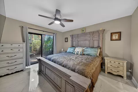 Bedroom - 1036 E Lakes Dr, Pompano Beach, FL 33064 photo 2 of 7