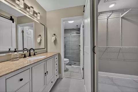 Bath - 1036 E Lakes Dr, Pompano Beach, FL 33064 photo 1 of 4