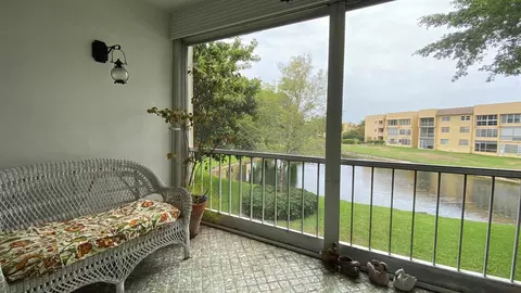 6051 NW 61st Ave #211, Tamarac, FL 33319