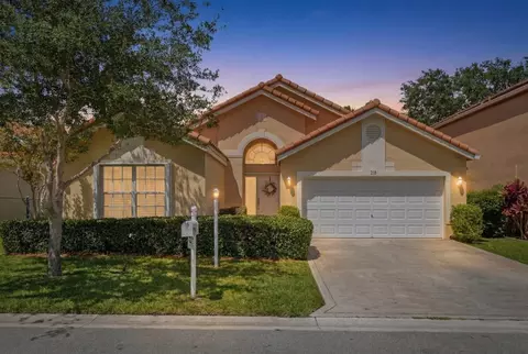 215 NW 117th Way, Coral Springs, FL 33071