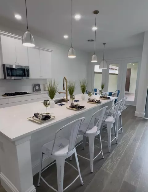 6020 Curie Pl, Palm Beach Gardens, FL 33418