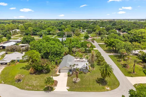 1653 SW 85th Ter, Stuart, FL 34997 photo 7