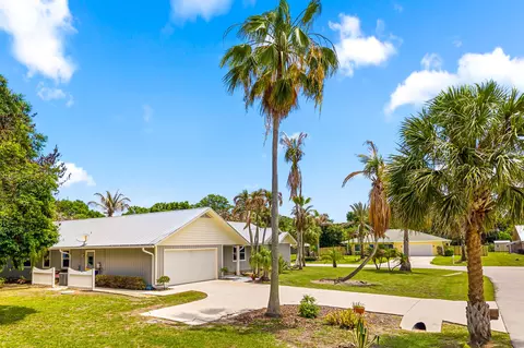 1653 SW 85th Ter, Stuart, FL 34997 photo 3