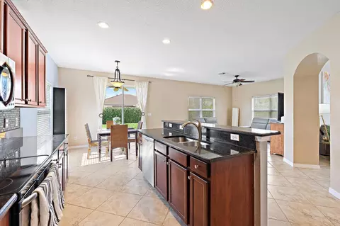 196 Behring Way, Jupiter, FL 33458 photo 6