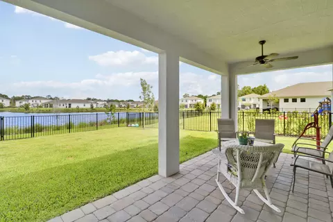 Exterior - 5783 SE Skyblue Cir, Stuart, FL 34997 photo 3 of 9